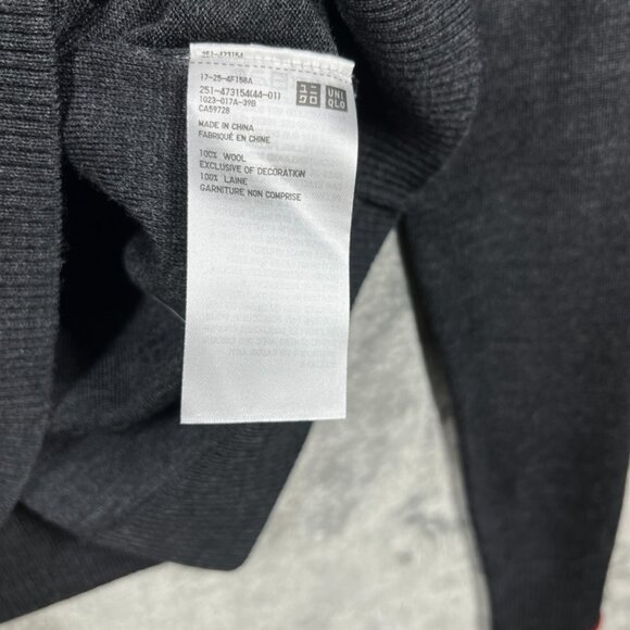 UNIQLO x ANYA HINDMARCH Sweater Womens X-Small Greay 💯 Wool Eye Crewneck - Picture 6 of 11
